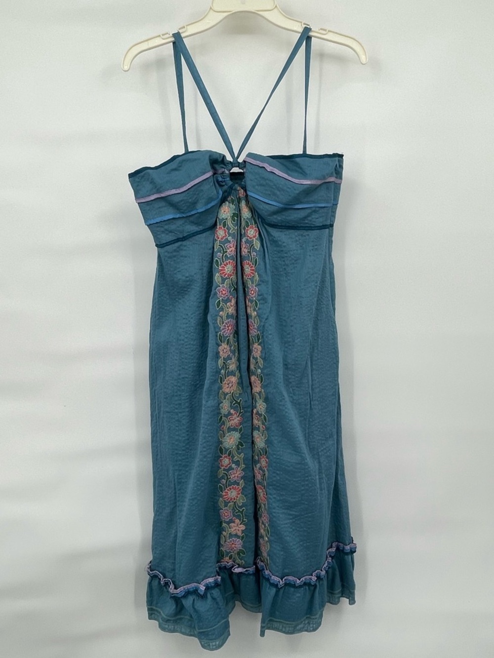 Cynthia Steffe NWT blue halter tie flower embroidered dress